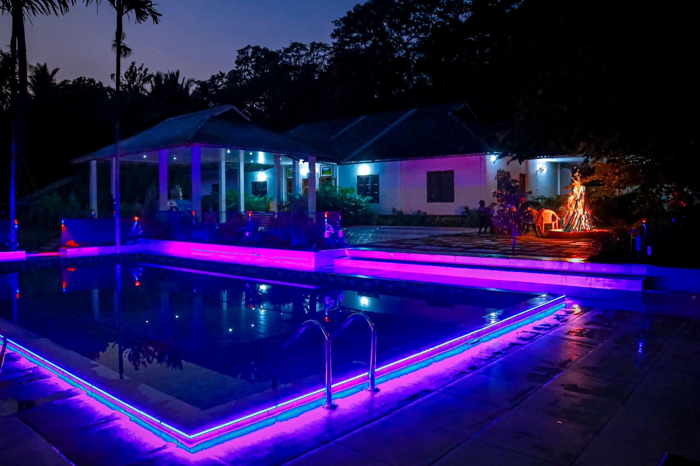 Liok Hotels Pool View